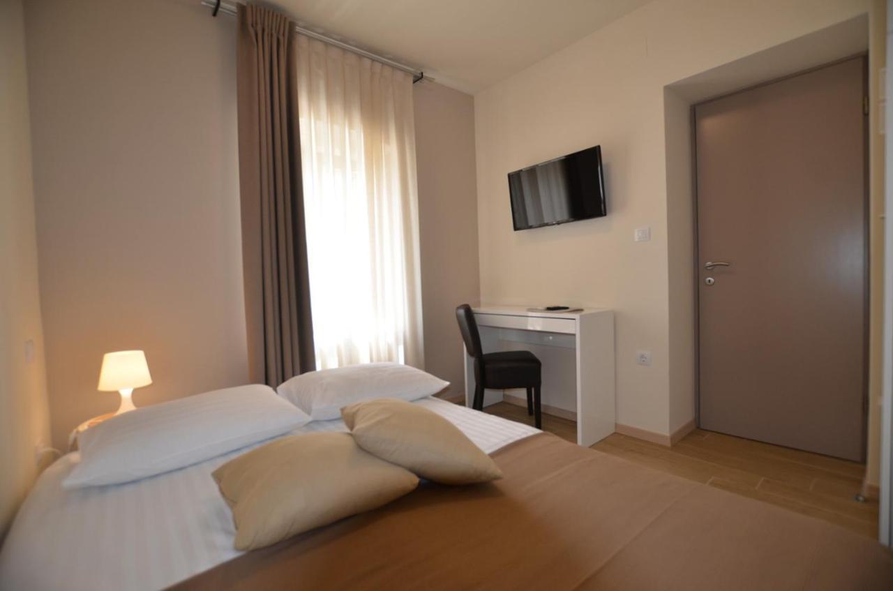 App & Rooms Juraga Бале Екстериор снимка