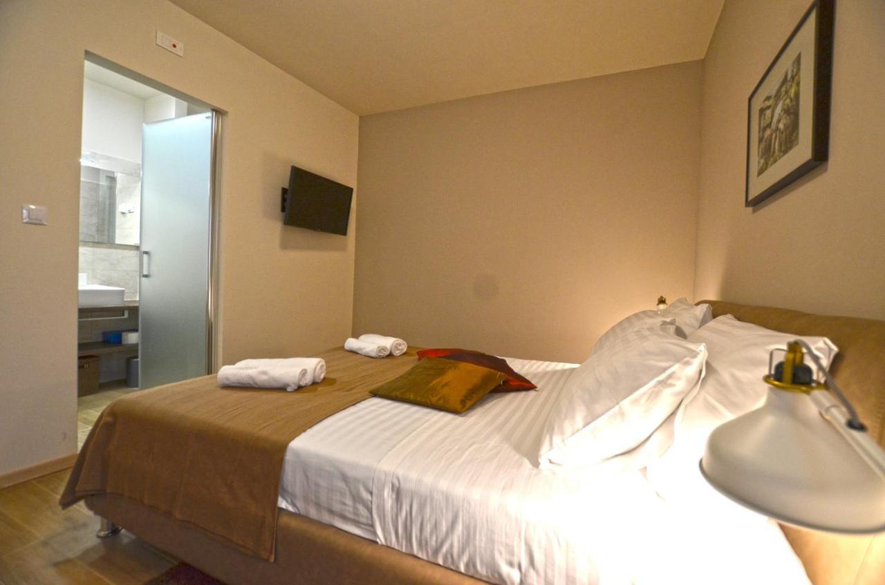 App & Rooms Juraga Бале Екстериор снимка